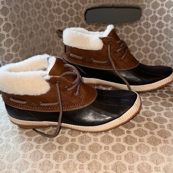 Women’s JSport Brown and Gray Duck Boots - Picture 6 of 6